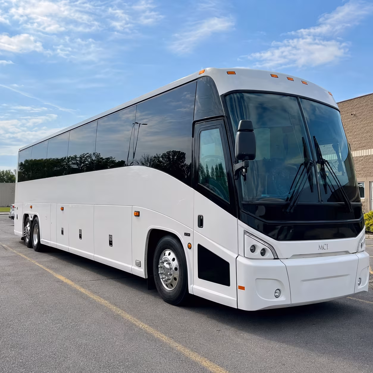 edison charter bus rental fleet